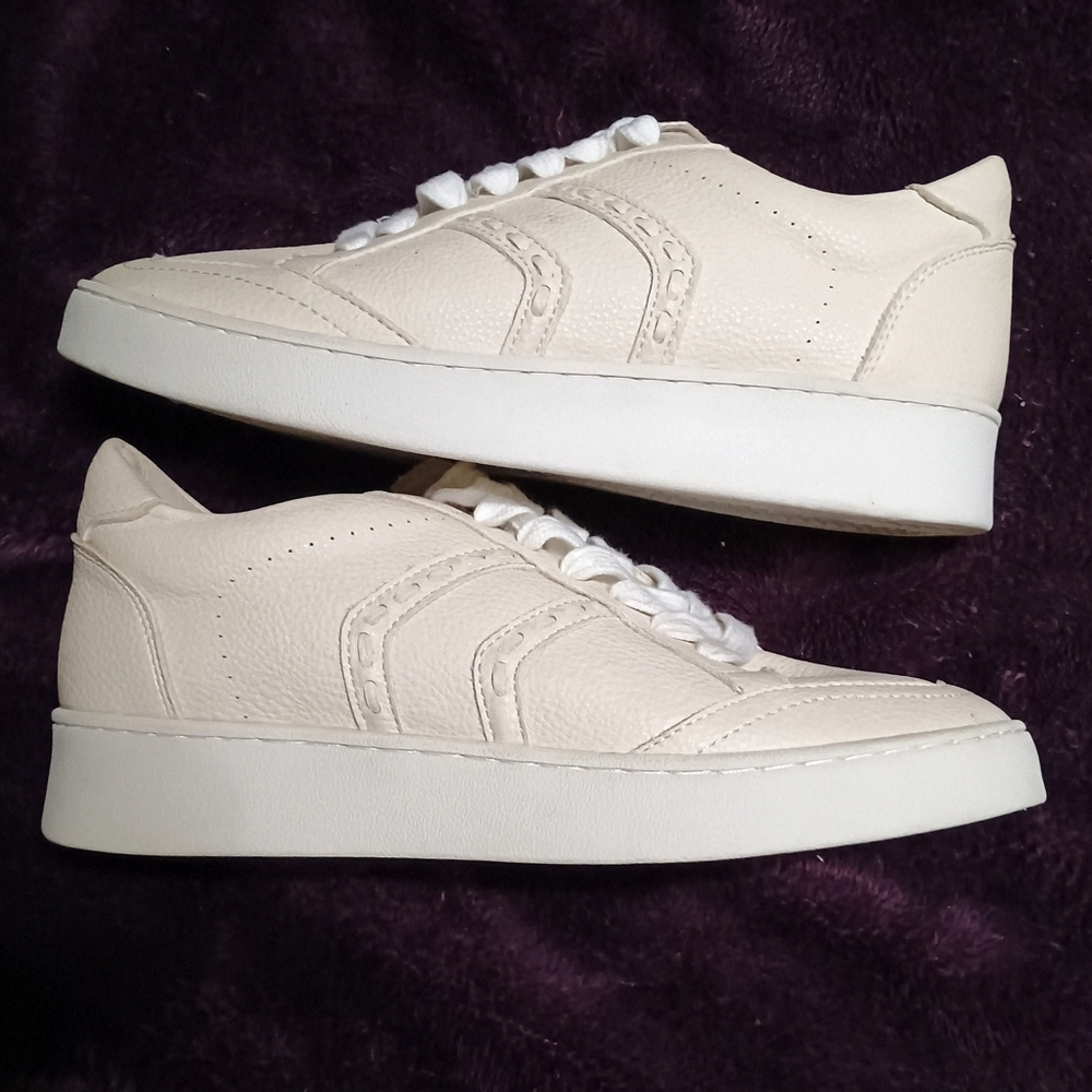 Lace-up Sneakers Low Top Tennis Shoes Classic Retro Comfort Style Women's Sz 6